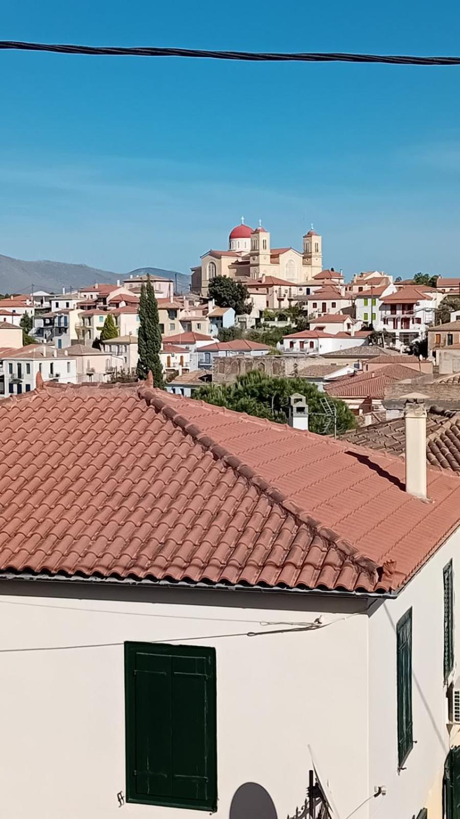 Areti'S Captain'S House With Private Terrace Galaxidi Exterior foto